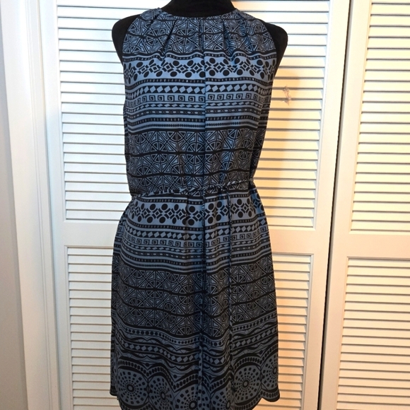 LOFT Blue and Black Midi Scalloped Hem Dress Geometric Pattern Size 4 Tie Waist - Picture 1 of 8